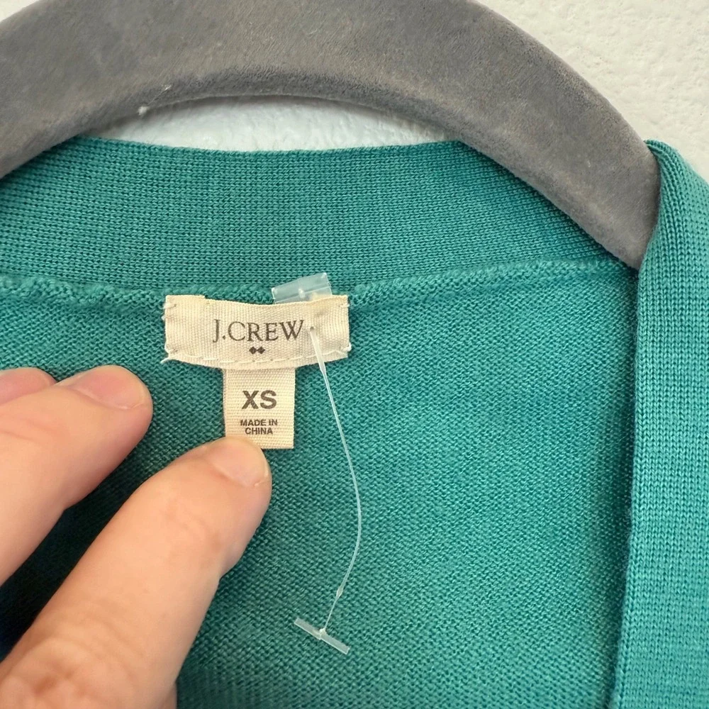 J. Crew XS Cardigan Sweater‎ 100% Merino Wool Teal Green Classic Knitwear Flaw